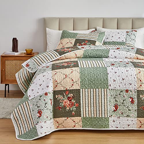 Patchwork Quilt Set Full/Queen, 3 Pieces Green Floral Plaid Microfiber Bedspread P67042
