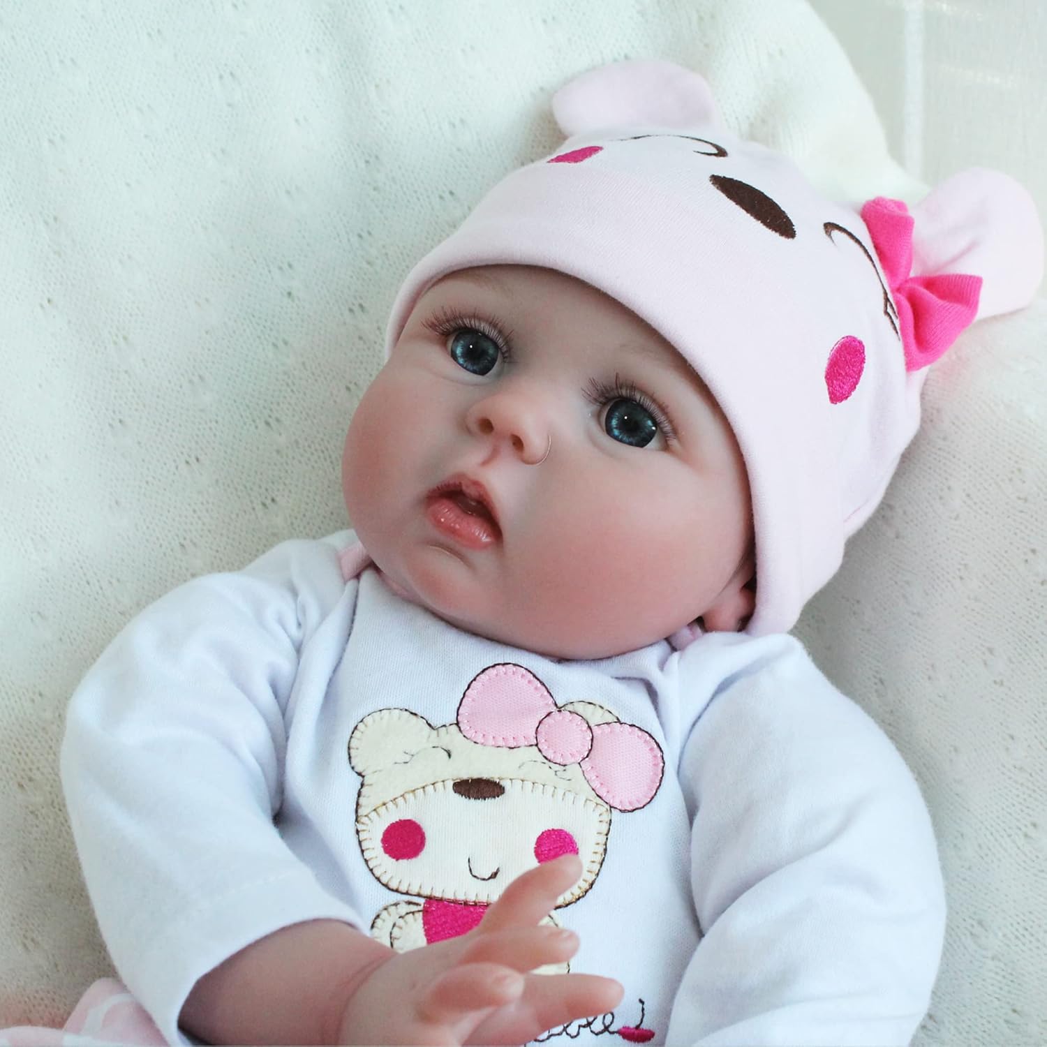 CHAREX Reborn Baby Doll Lucy, 22 Inch Realistic Newborn Girl Doll Y166438
