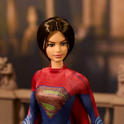 Barbie Supergirl Collectible Fashion Doll with Cape and Display Stand Y593