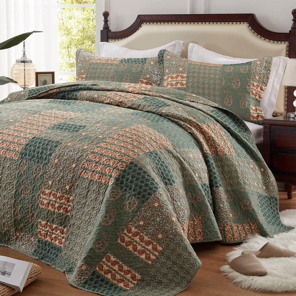 LEAONME Quilt Set - Full/Queen Size Floral Paisley Olive Green Bedding Set with 2 Pillow Shams