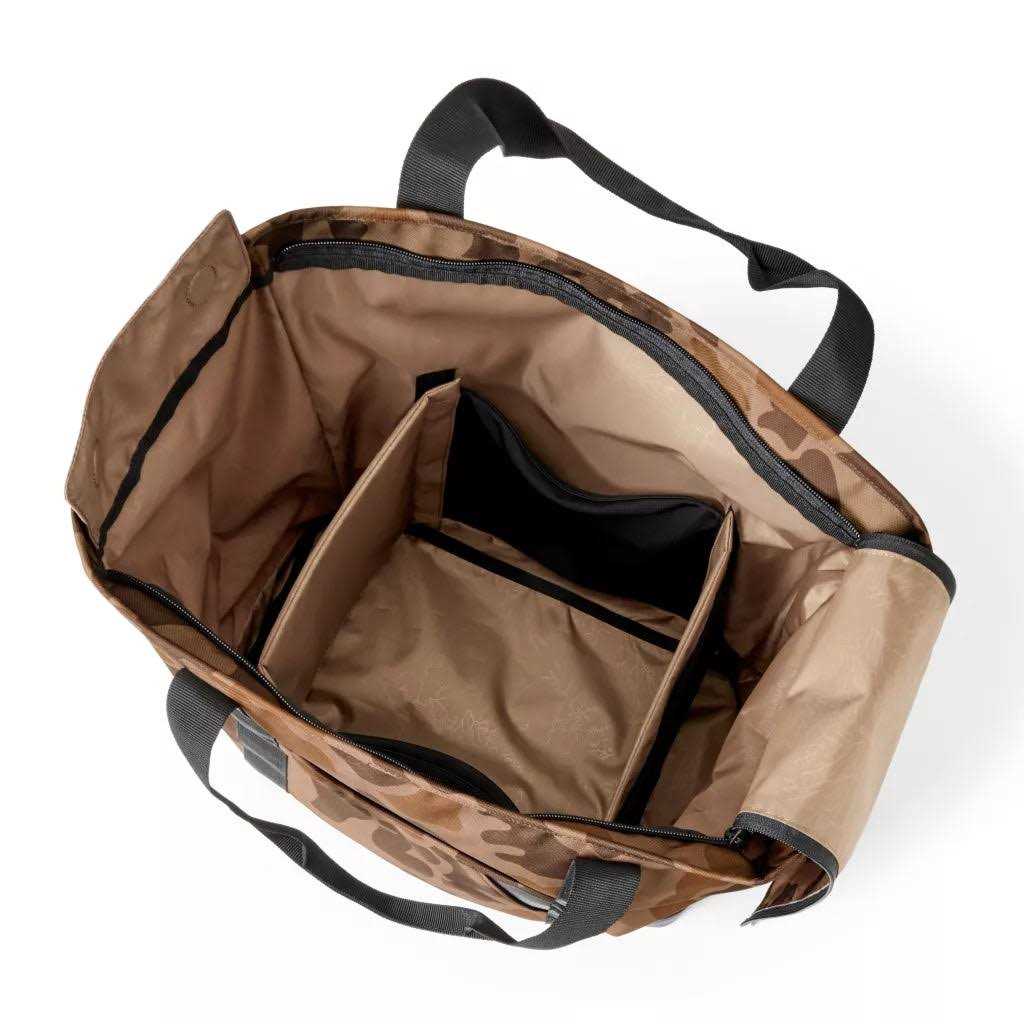 Orvis Tough Trail Chuckwagon Dog Tote Y138992