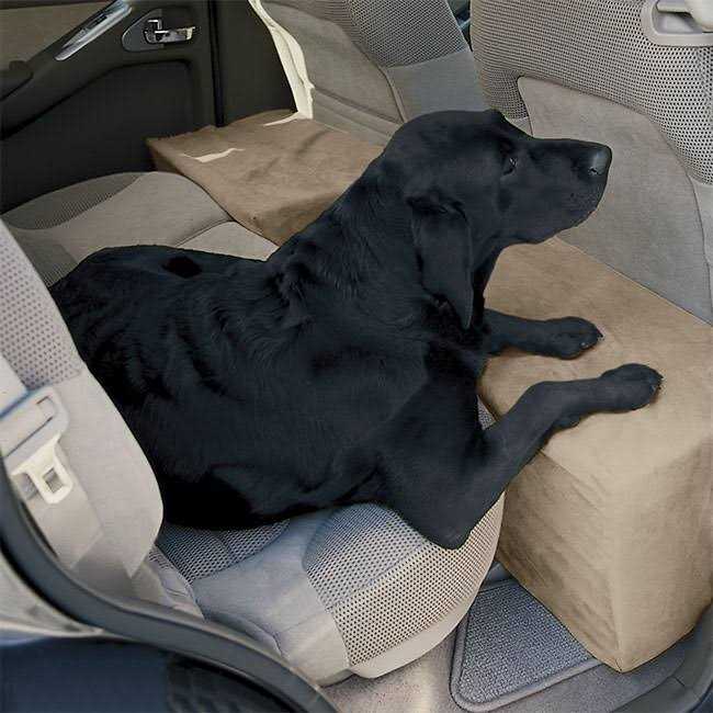 Orvis Solid Foam Backseat Extender for Pets V943