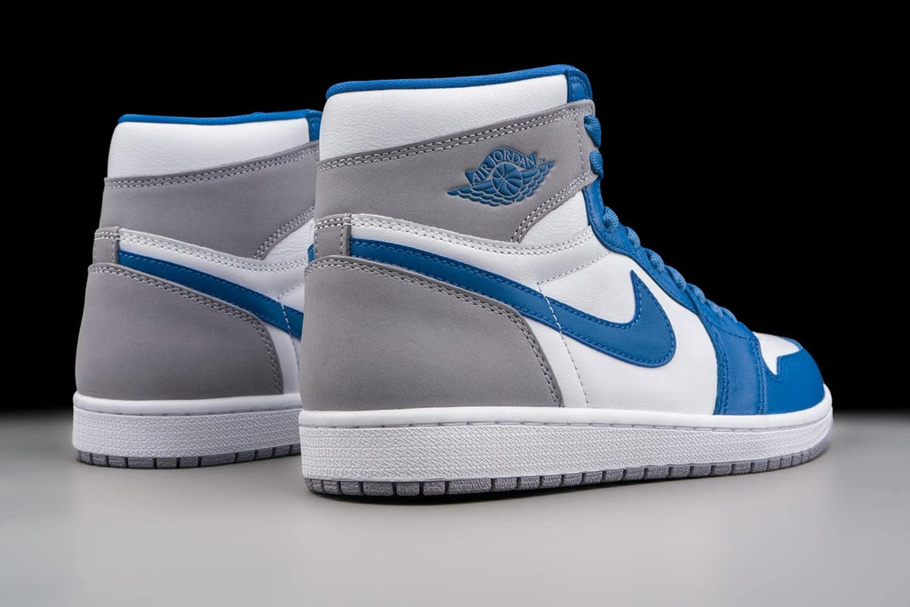 Jordan Men's 1 Retro High OG True Blue/White-Cement Grey W601