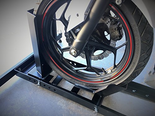 MaxxHaul 70271 Adjustable Motorcycle Wheel Chock Stand 1800lb C9905