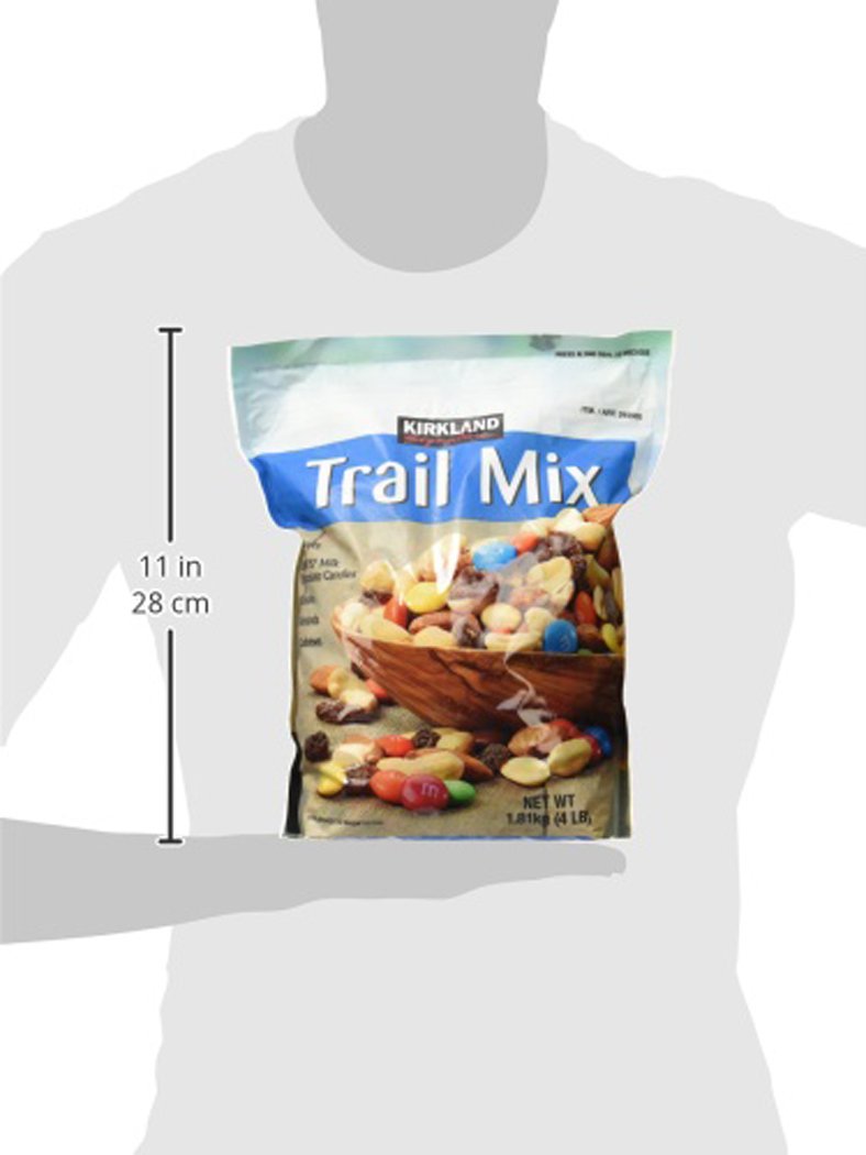 Signature Trail Mix, Peanuts, M and M Candies, Raisins, Almonds and Cashews, 4 Pound I8640