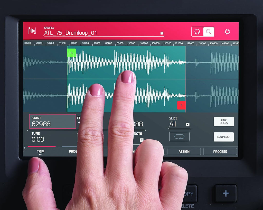 Akai Professional MPC Touch Music Production Station with 7" Touchscreen I88729