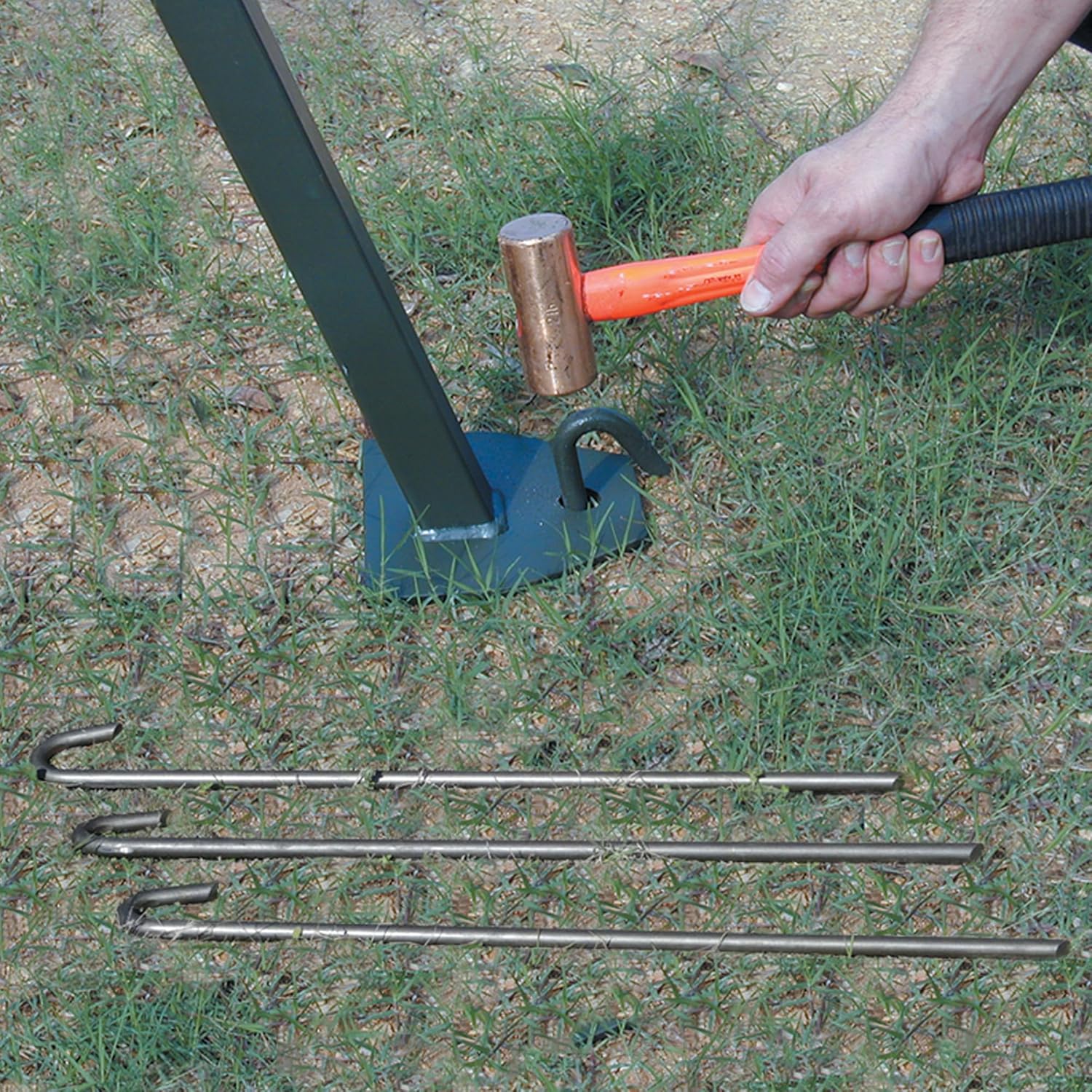 Texas Hunter Stand and Fill Wildlife Deer Feeder 650 lb. G5884