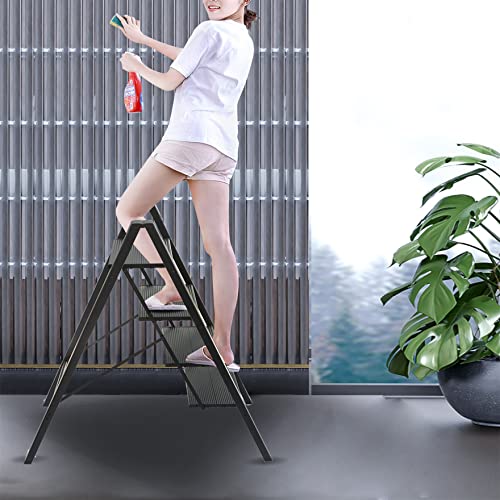 4 Step Aluminium Folding Ladder with Anti-Slip Pedal, 330 Lbs Capacity, Black Y538