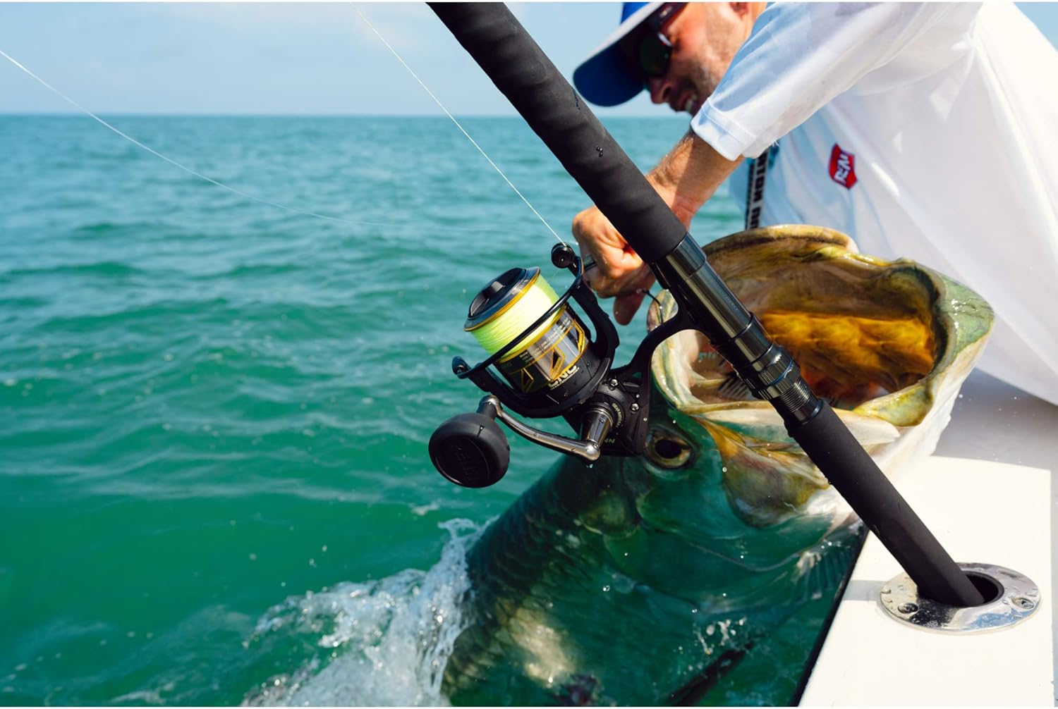 PENN Battle IV Spinning Reel and Fishing Rod Combo M856318