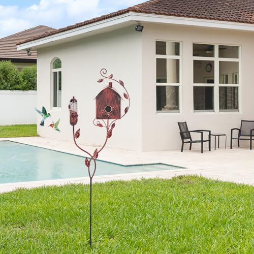 VEWOGARDEN Metal Bird House with Pole for Outdoor Garden Decor C581591