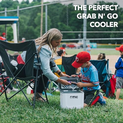 RTIC 8 QT Road Trip Personal Cooler, Insulated Portable Ice Chest A139