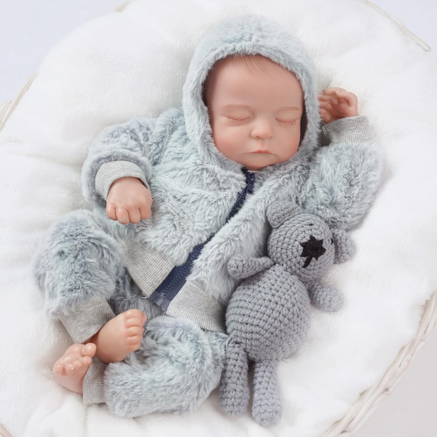 JIZHI Lifelike Reborn Baby Dolls Boy - 17-Inch Soft Realistic Newborn Vinyl Doll for Kids Age 3+ F9109