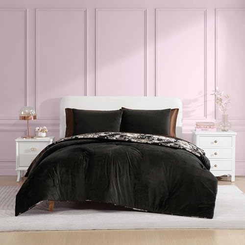 Betsey Johnson - Full/Queen Comforter Set, Velvet Bedding with Matching Shams, Floral Home Decor, Oeko-Tex Certified (Velvet Solid Pink, Full/Queen)